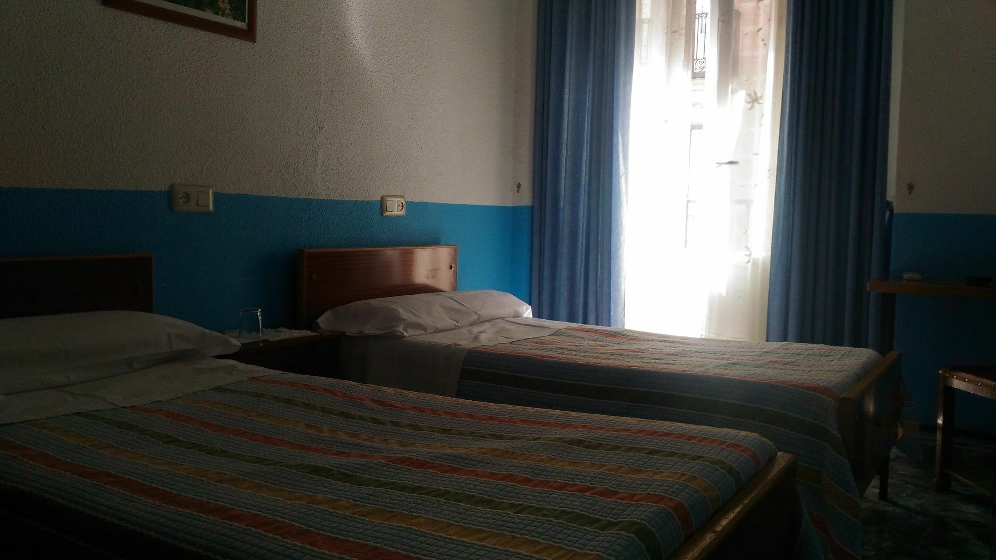 Hostal Palacios Fuencarral Μαδρίτη Εξωτερικό φωτογραφία